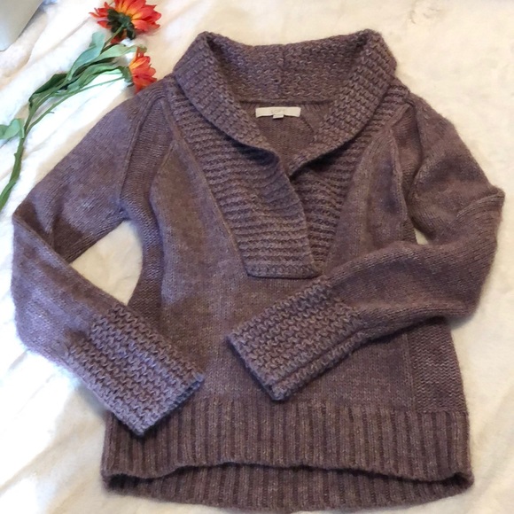 LOFT Sweaters - LOFT pullover sweater